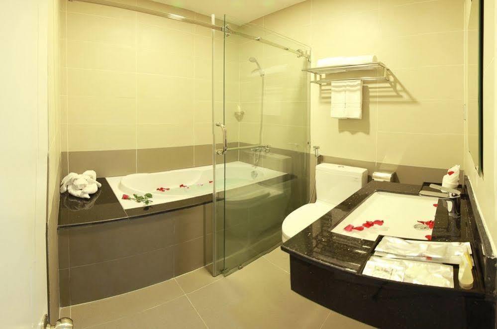 Shara Hotel Da Nang Buitenkant foto