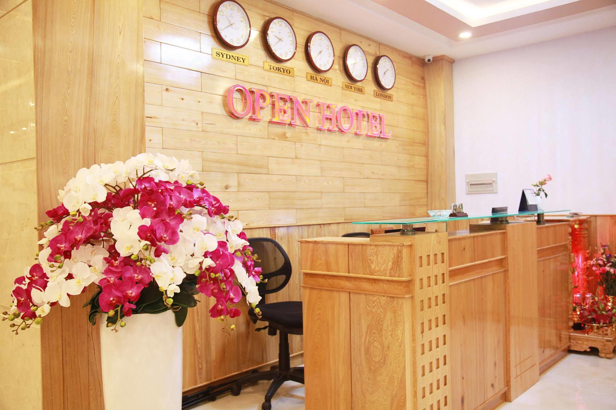 Shara Hotel Da Nang Buitenkant foto